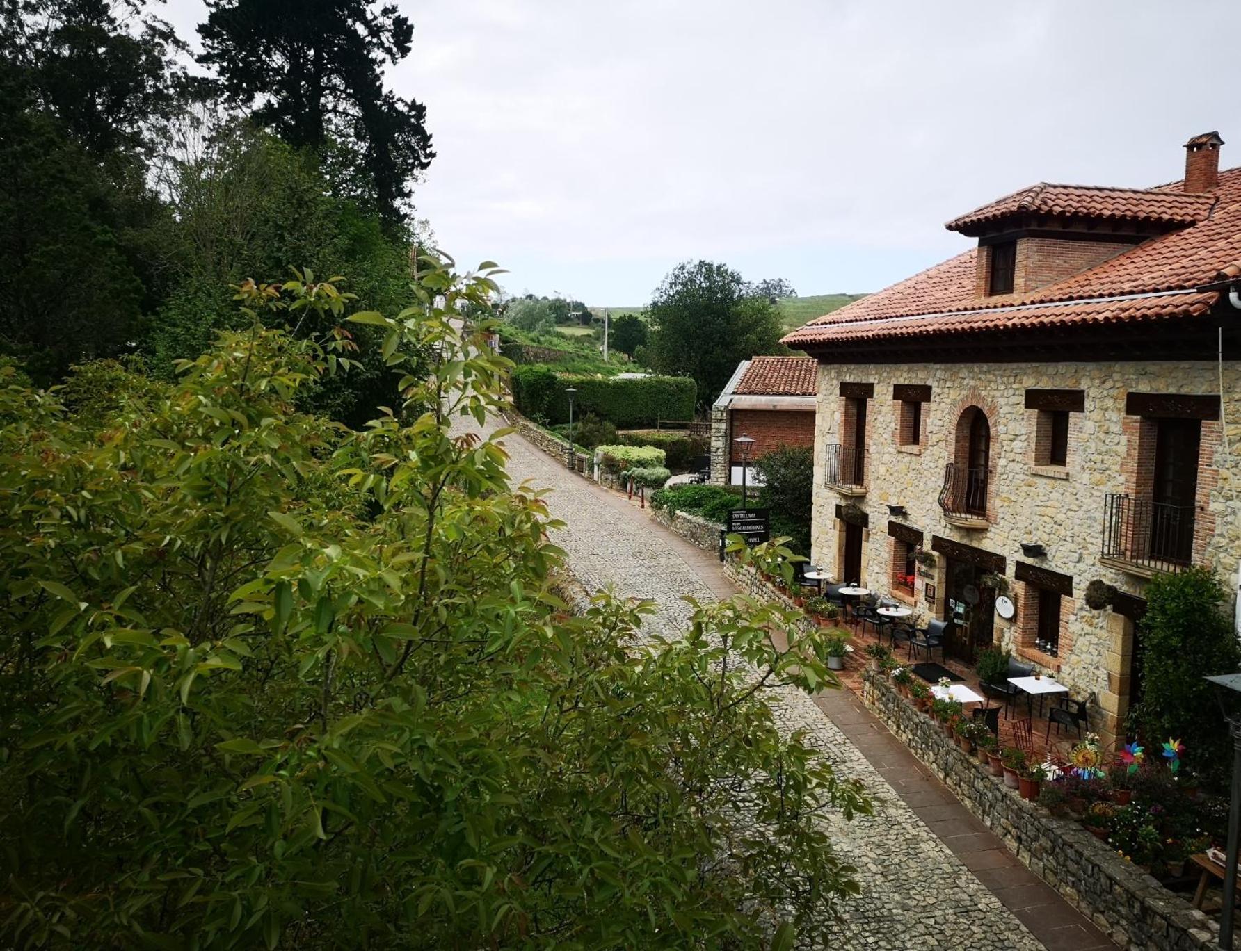 Hospederia Santillana Santillana del Mar Exterior photo